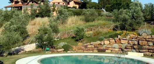 Azienda con 9 appartamenti vista mare