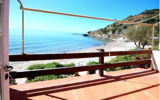 Terra tetto sulla spiaggia all’Argentario